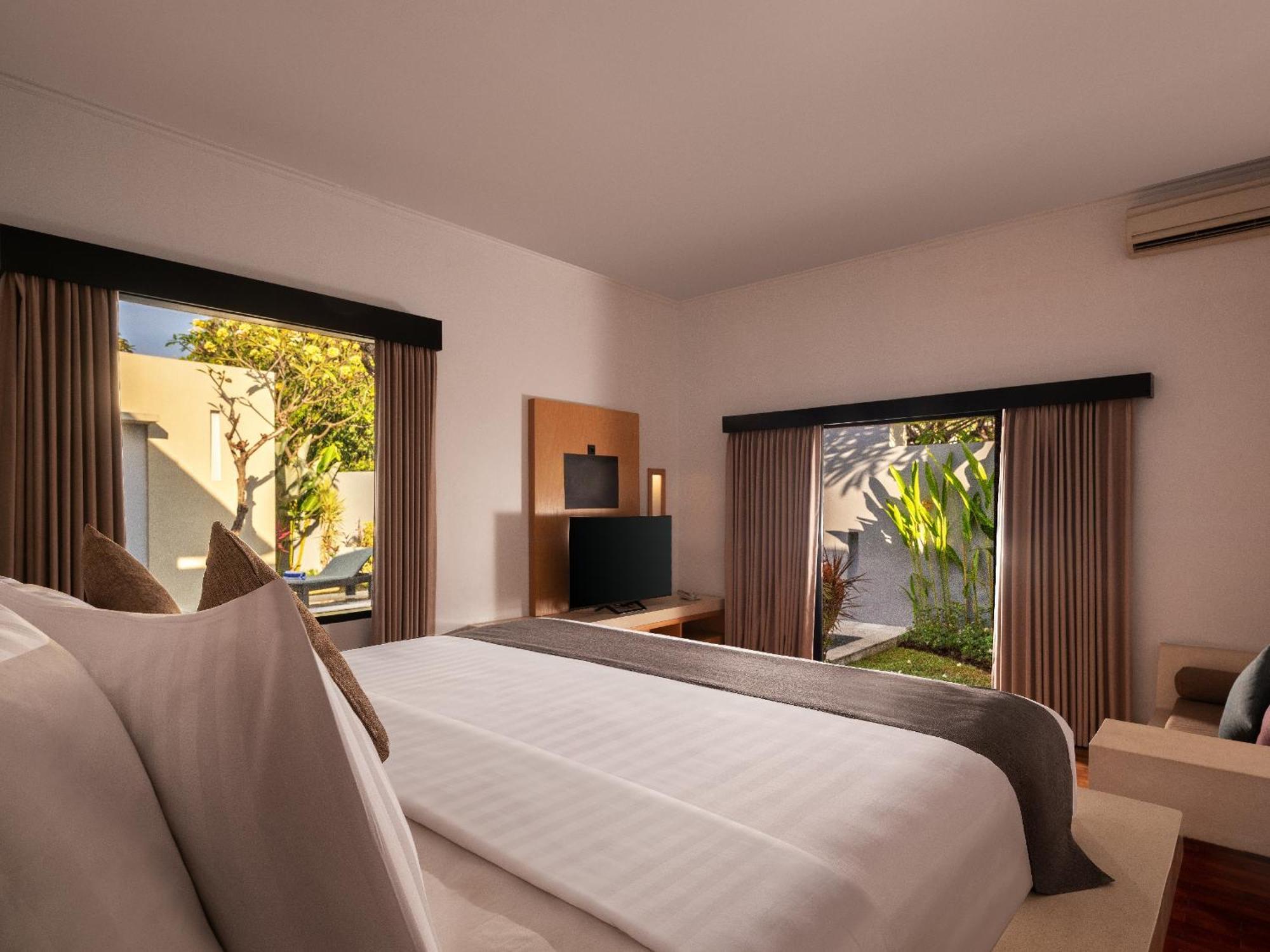 The Seminyak Suite - Private Villa Εξωτερικό φωτογραφία