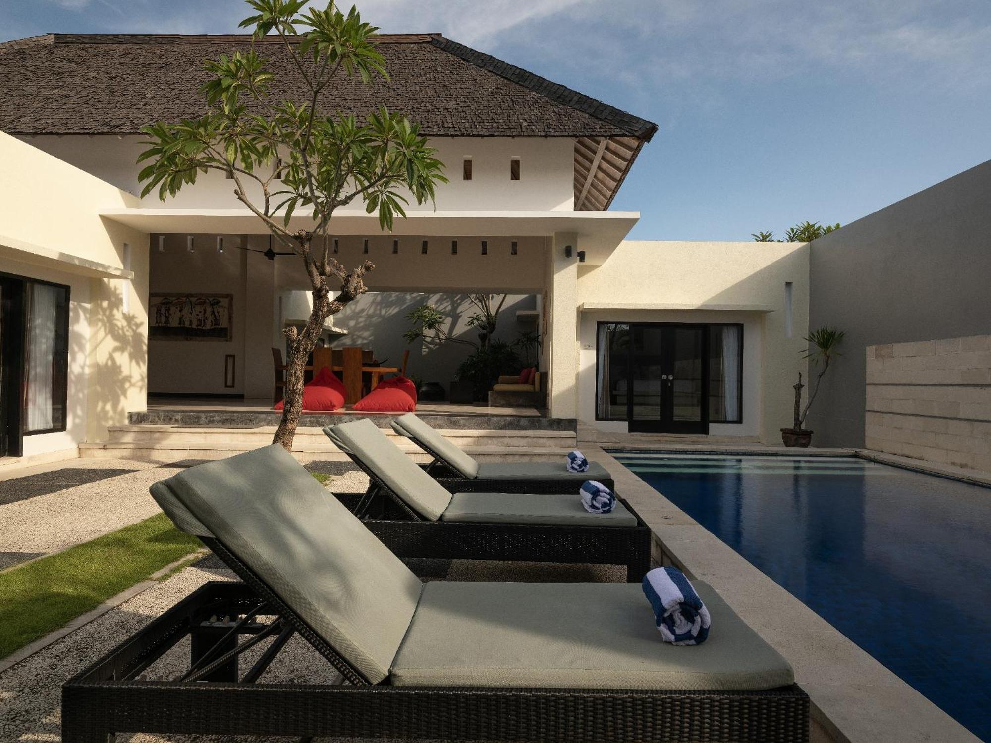 The Seminyak Suite - Private Villa Εξωτερικό φωτογραφία